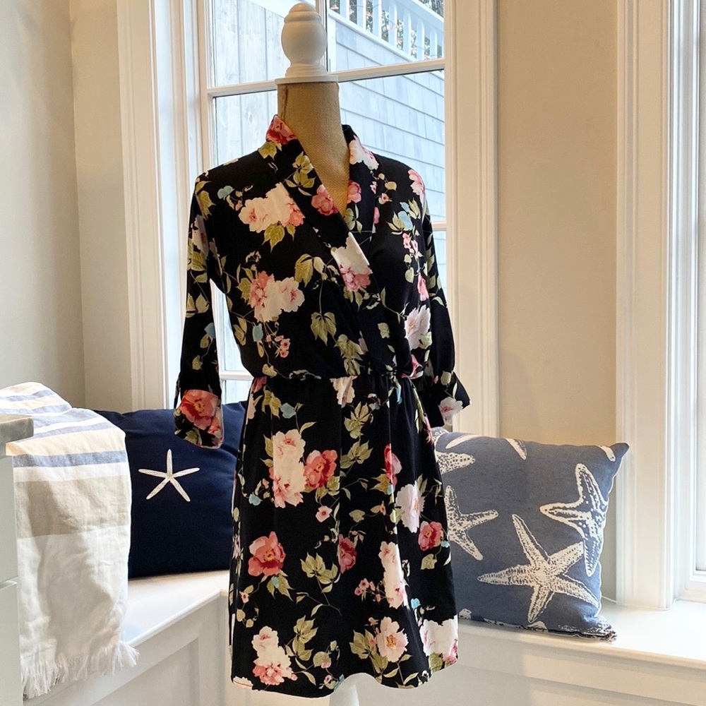 Lulus Black Floral Print V Neck Dress - Picture 2 of 10